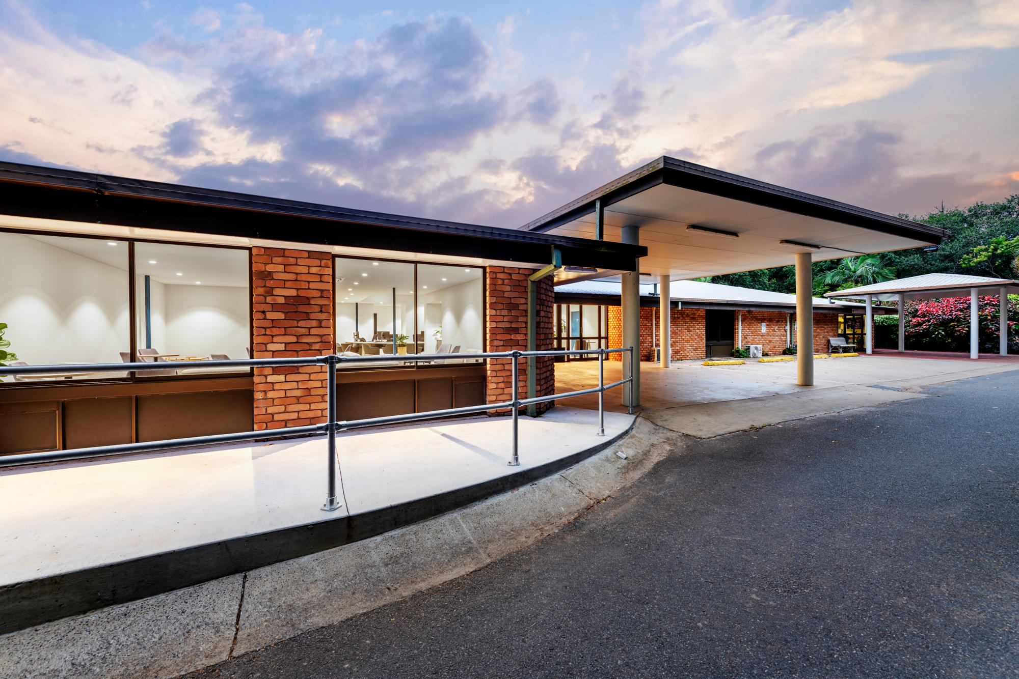 Hospitals & healthcare